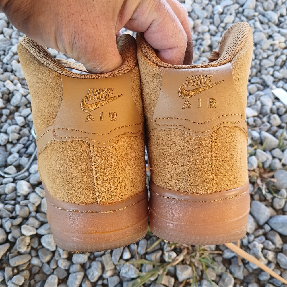 Nike Air Force 1 High LV8 Streetwear/Lifestyle Shoes Size 5 Youth/6.5 Women - Picture 7 of 10